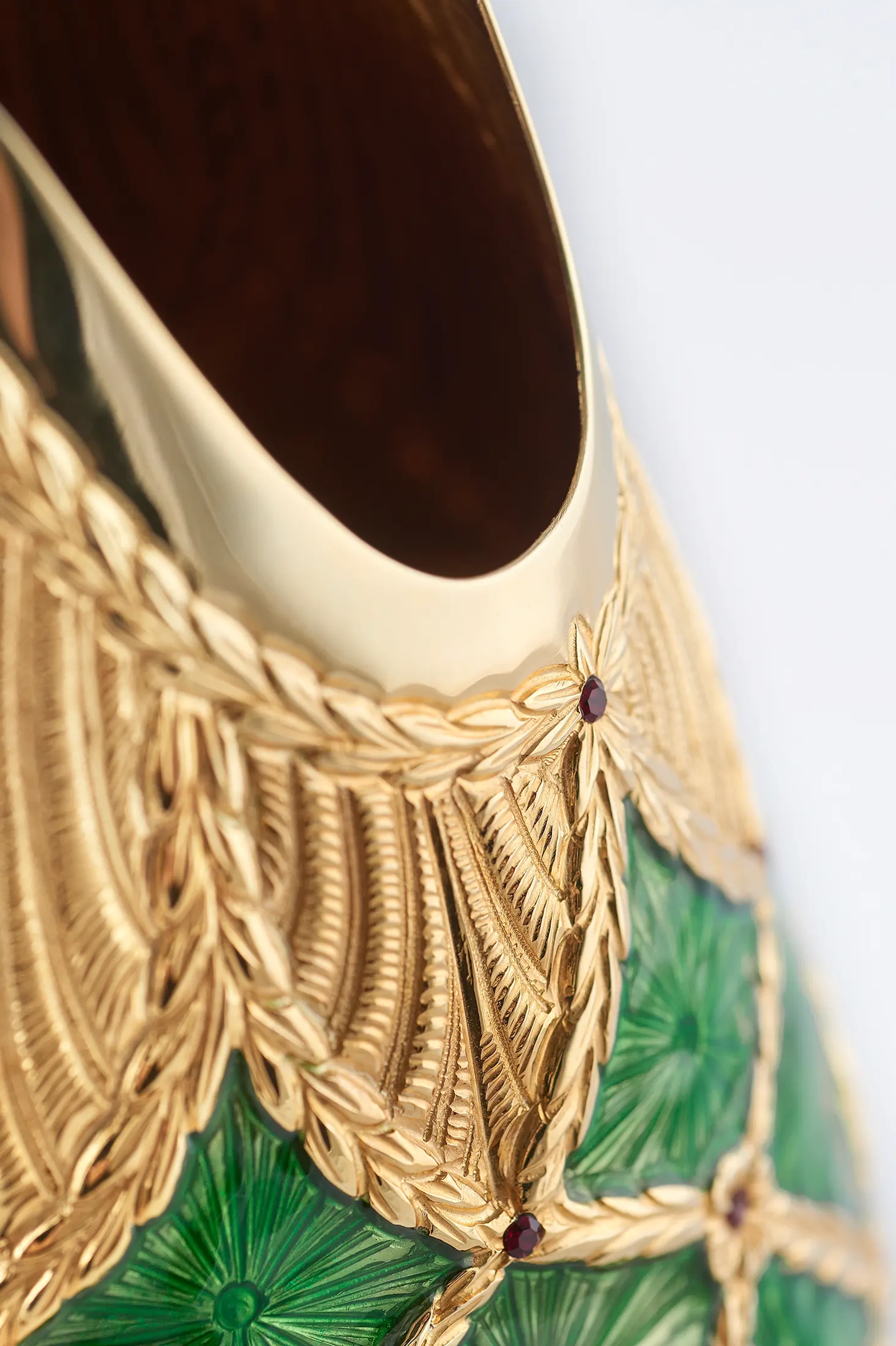 Champagne cover collection